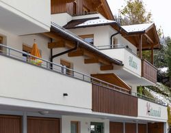 Modern Apartment in Saalbach-hinterglemm With Terrace Dış Mekan