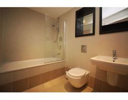 Modern Leeds City Apartment Banyo Tipleri