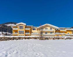 Modern Apartment Near Ski Area in Piesendorf Dış Mekan