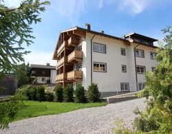 Modern Apartment Near Ski Trail in Brixen Dış Mekan