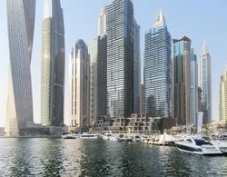 Modern + Premium 2BR With Full Dubai Marina Views! İç Mekan