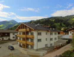 Modern Apartment With Balcony in Tyrol Dış Mekan