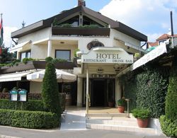 Hotel Molnár Dış Mekan