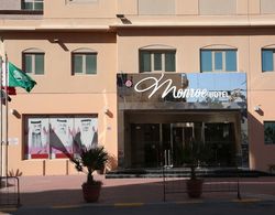 Monroe Hotel & Suites Dış Mekan