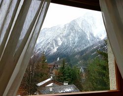 Mont Blanc - Exclusive Apt Oda Manzaraları