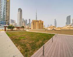 Monty - Glamorous Apartment Facing Burj Khalifa Dış Mekan