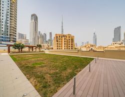 Monty - Serene & Modern Apartment With Burj Khalifa View Dış Mekan