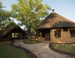 Mopane Bush Lodge Genel