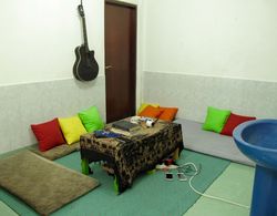 Morotai Camp Hostel -Adult Only İç Mekan