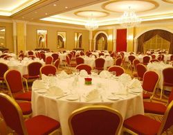 Movenpick Hotel Karachi İş / Konferans