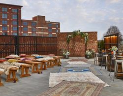 Moxy Chattanooga Downtown, a Marriott Hotel Genel