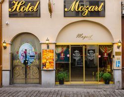 Hotel Mozart Dış Mekan