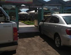 Mt Kenya Safari Halt Hotel Dış Mekan
