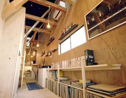 Music Guesthouse Ikuha - Hostel Oda