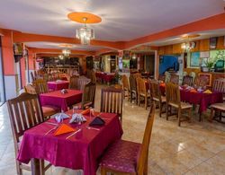 Hotel Nakbé Atitlán Yerinde Yemek