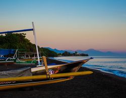 Nalika Beach Resort & Restaurant Dış Mekan