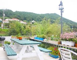 Namhae Guest House Mi Dış Mekan