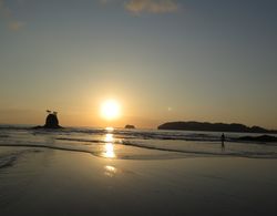 Nammbu Beachfront Bungalows Genel