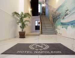 Hotel Napoléon Dış Mekan