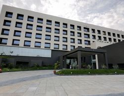 Narayani Heights Hotel and Resort Dış Mekan