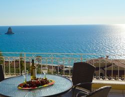 Natalia Apartment B With Panoramic sea Views of Agios Gordios bay Öne Çıkan Resim