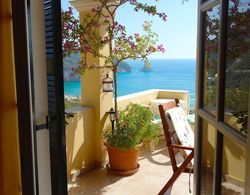 Natalia Loft Apartment C With Panoramic sea Views of Agios Gordios bay Öne Çıkan Resim