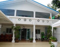 Nawee Guesthouse Sairee - Hostel Dış Mekan