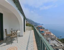 Apartment near Praia with Large Terrace & Spectacular Views Oda Düzeni