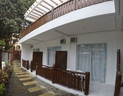 Neela Tourist Lodge Dış Mekan