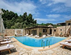 Nefeli Villas Suites King 4 Bedroom Villa With Private Pool 1 Studio Oda