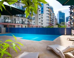 Nesuto Mounts Bay Waters Apartment Hotel Havuz