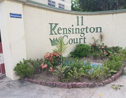 New Kingston Apt at Kensington Court Dış Mekan