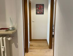 New Newly Renovated Apartment Palleusieux İç Mekan