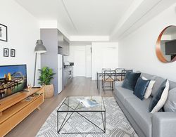 Newtown's Best Designer Apartment H395 Oda Manzaraları