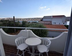 Nice Apartment With Balcony and Sea View, Outdoor Kitchen for use Oda Düzeni