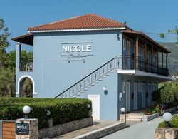 Nicole Studios Dış Mekan