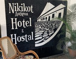 Nikikot Hotel and Hostal Food & Drink Dış Mekan