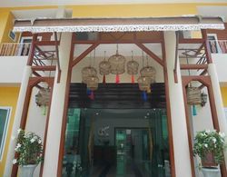 Nine Smiths Hotel Chiang Mai Dış Mekan