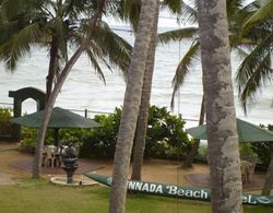 Ninnada Beach Hotel Plaj