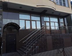 Hostel Nochi v Sochi Dış Mekan