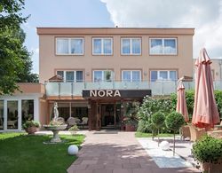 Hotel Nora Dış Mekan