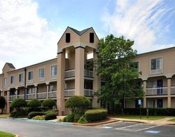 Norcross Inn and Suites Genel