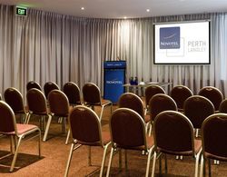 Novotel Perth Langley İş / Konferans