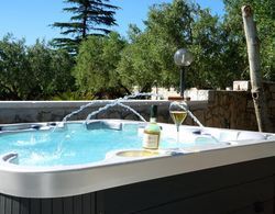 Villa Nucci With Hydromassage Pool Oda
