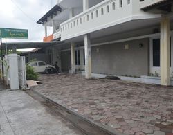 Nuri Indah Syariah Hotel Dış Mekan