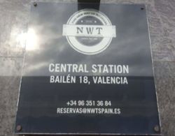 NWT Central Station Valencia Dış Mekan