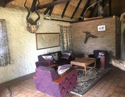 Nyangombe Safari Lodge Öne Çıkan Resim