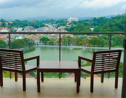 Oak Ray Heritage Hotel Kandy Genel