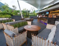 Oakwood Hotel Journeyhub Phuket Genel
