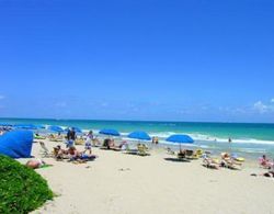 Ocean Manor Beach Resort Plaj